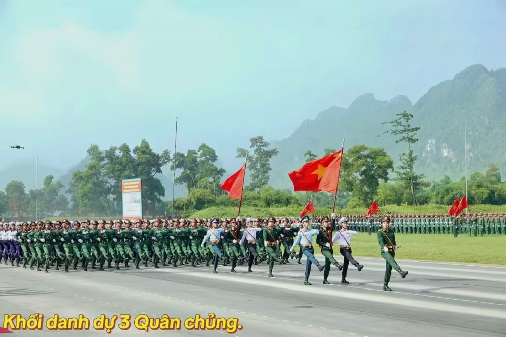 Khối danh dự 3 Quân chủng